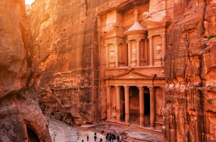 البتراء مدينة الألغاز والعجائب