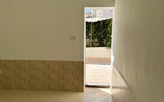 شقه فارغة للإيجار في الجبيهة