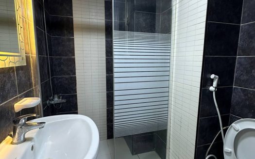 استديو مفروش في الجاردنز 319