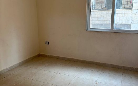 شقة فارغه للإيجار في اربد خلف الكارفور