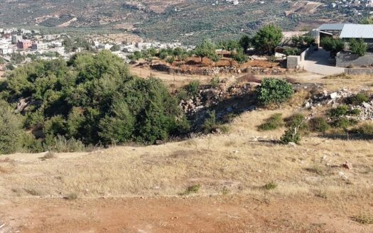 قطعة أرض خلابة للبيع