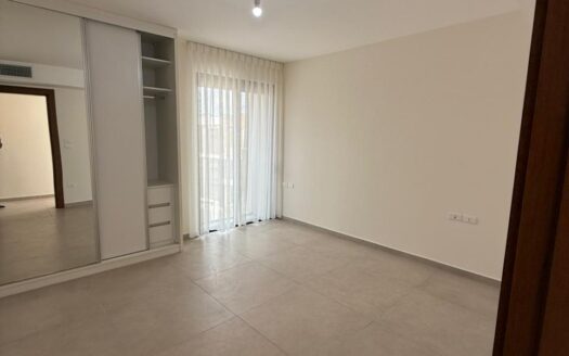 شقة فارغة في عبدون بالقرب من السفاره الأمريكية