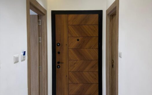 شقق فارغة للإيجار في الجاردنز بالقرب من سوق شاكر التجاري